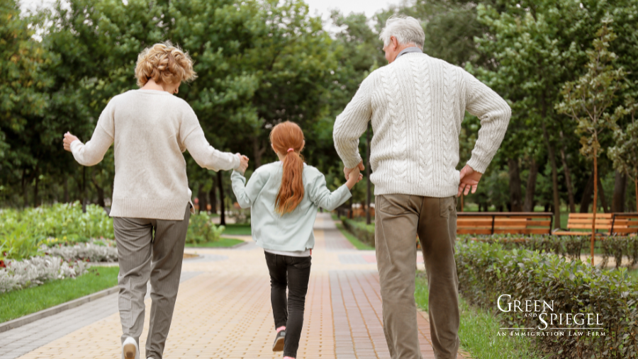 Parents and Grandparents Program Opens this Fall
