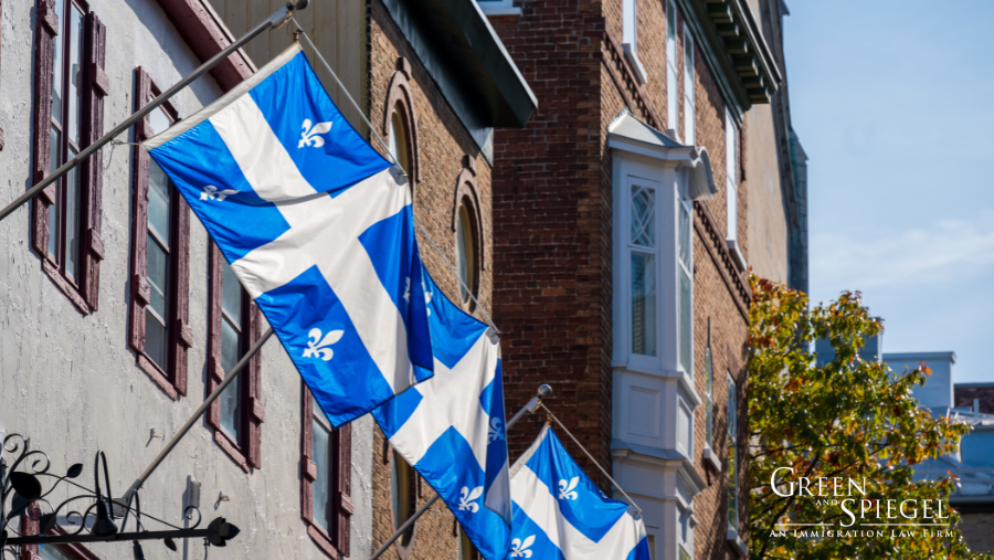 Quebec/québécois flags
